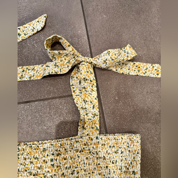 Sam Edelman size 4 Yellow Maxi Dress Smocked w/ Tie Straps Excellent Condition - Picture 6 of 14